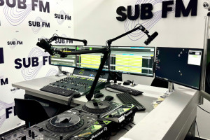 Od 3. júna to odpálime naplno – SUB FM spúšťa moderované vysielanie v úplne novom štúdiu! Od 3. júna to odpálime naplno – SUB FM spúšťa moderované vysielanie v úplne novom štúdiu!