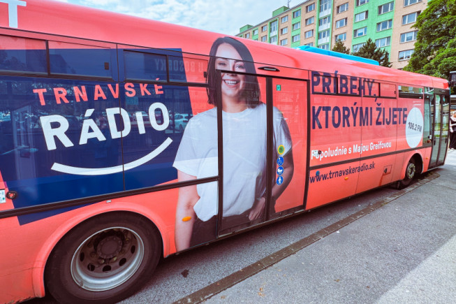 Z autobusu do éteru: Trnavské rádio naživo z mestskej dopravy!