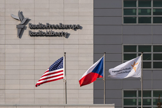 Európska únia zachraňuje Rádio Slobodná Európa: Krízová podpora v čase neistoty Európska únia zachraňuje Rádio Slobodná Európa: Krízová podpora v čase neistoty